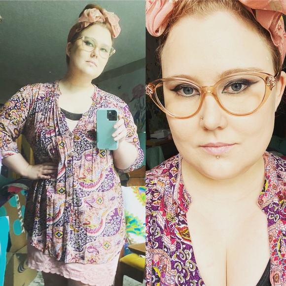 Meet your Posher, Aila (they/them/she/her) - Picture 3 of 7